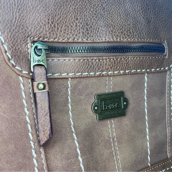 Boc crossbody bag with detailed Chunky Top stitching - Picture 3 of 7